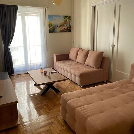 Spacious Apartment Near Panormou Metro أثينا المظهر الخارجي الصورة