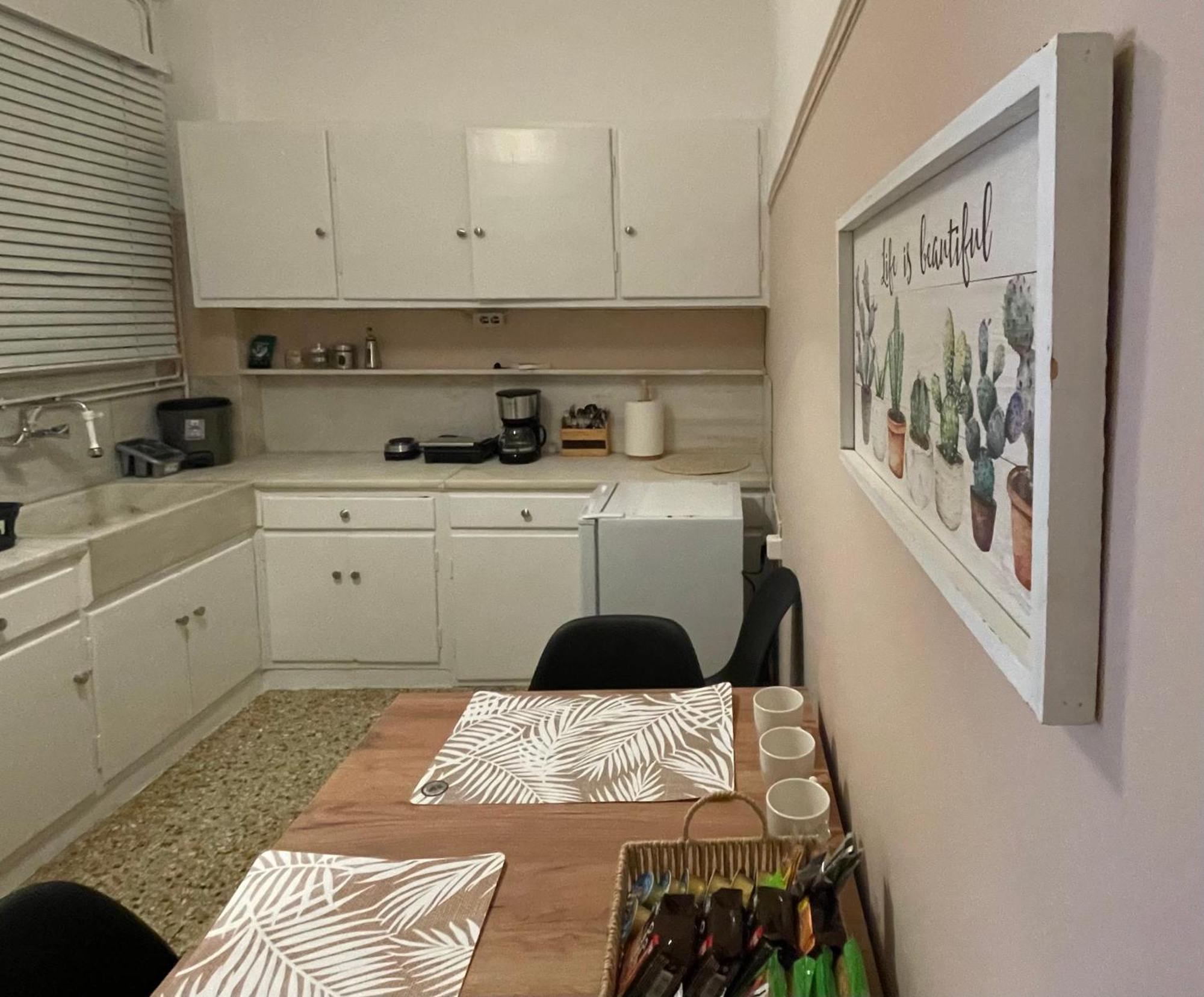 Spacious Apartment Near Panormou Metro أثينا المظهر الخارجي الصورة